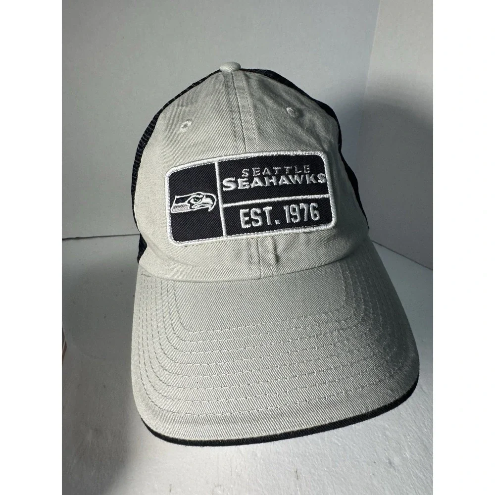 Seattle‎ Seahawks Brand NFL Adjustable Strap Hat Cap Embroidered Logo Tan Blue